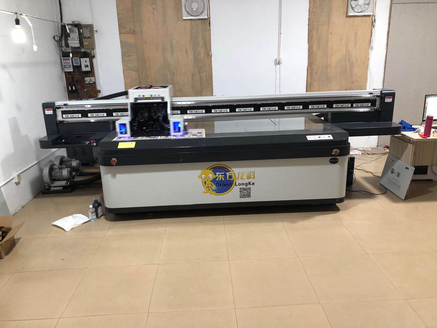 國產(chǎn)UV打印機(jī)需要多少預(yù)算？