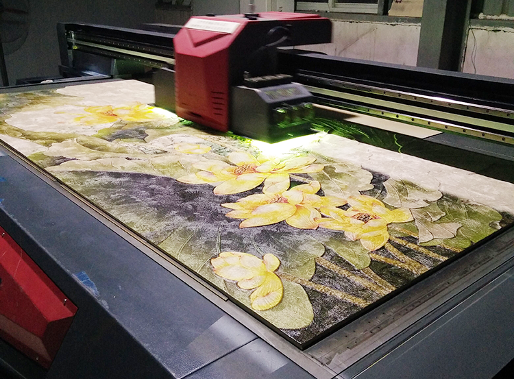 選購UV打印機(jī)哪家好？看以下幾點標(biāo)準(zhǔn)！